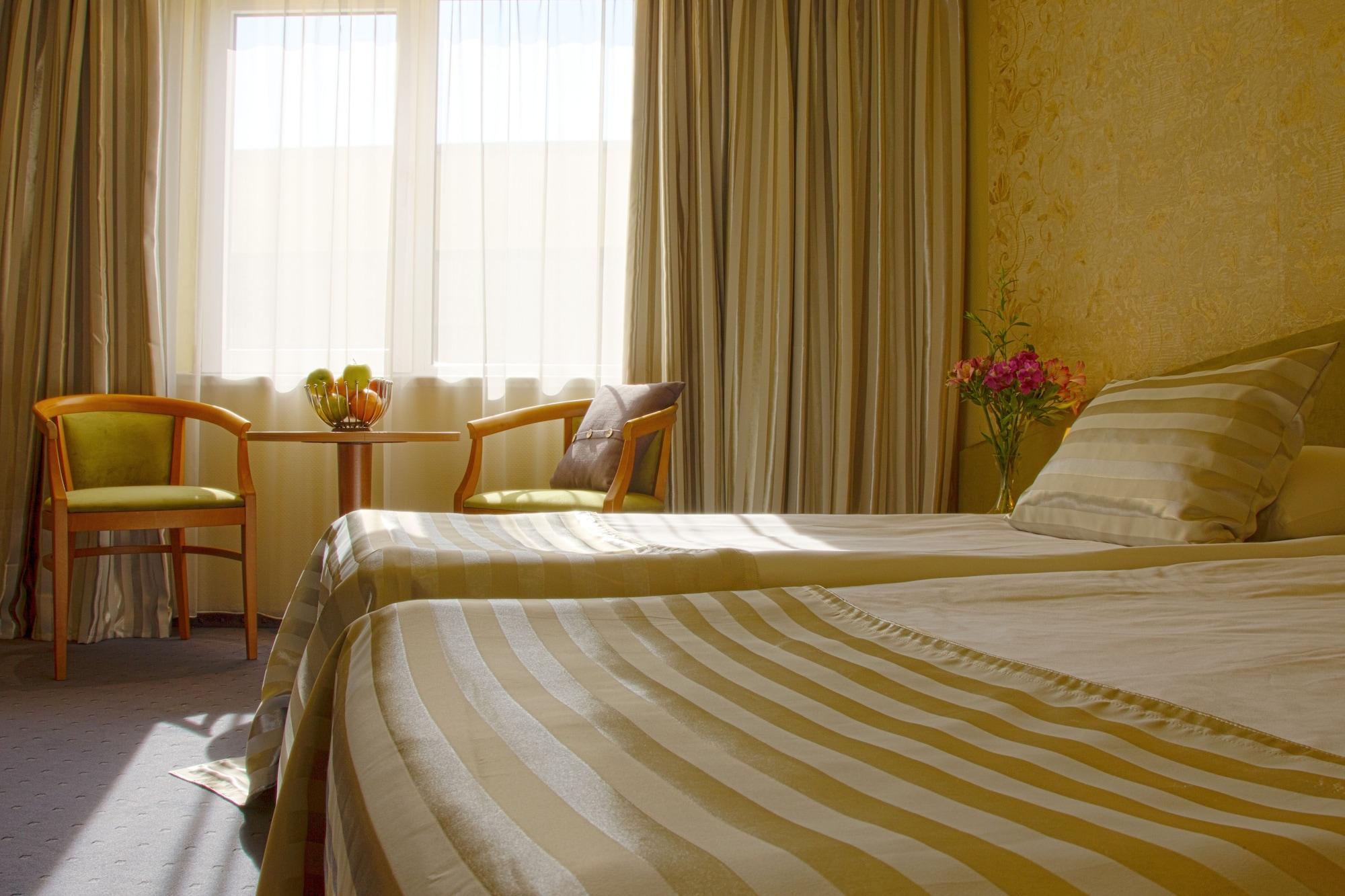 Triada Hotel Sofia Eksteriør bilde