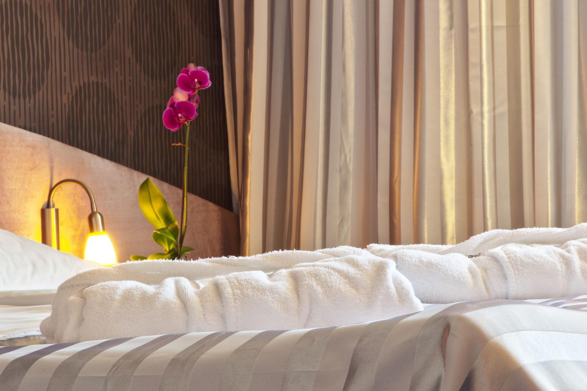 Triada Hotel Sofia Eksteriør bilde
