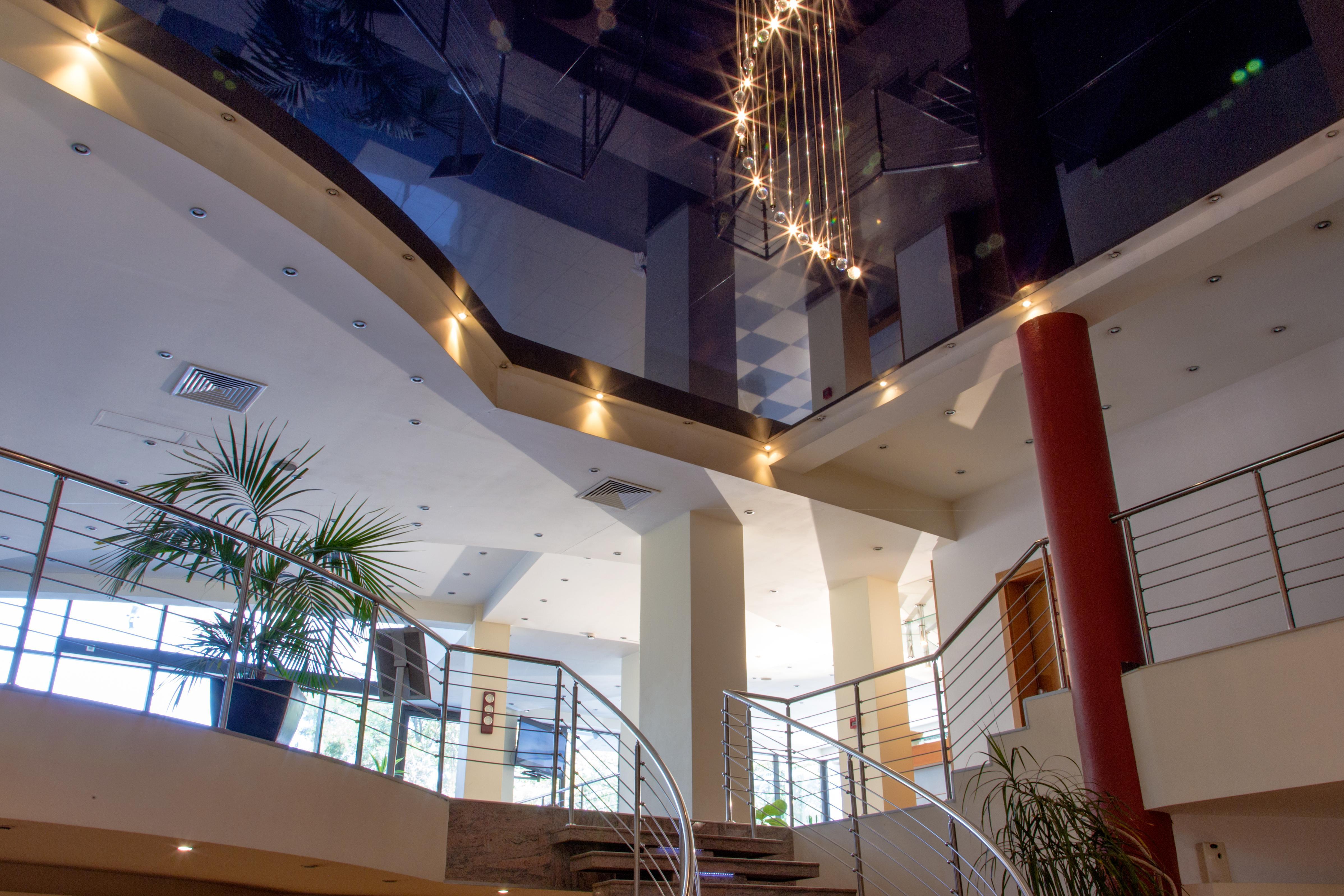 Triada Hotel Sofia Eksteriør bilde